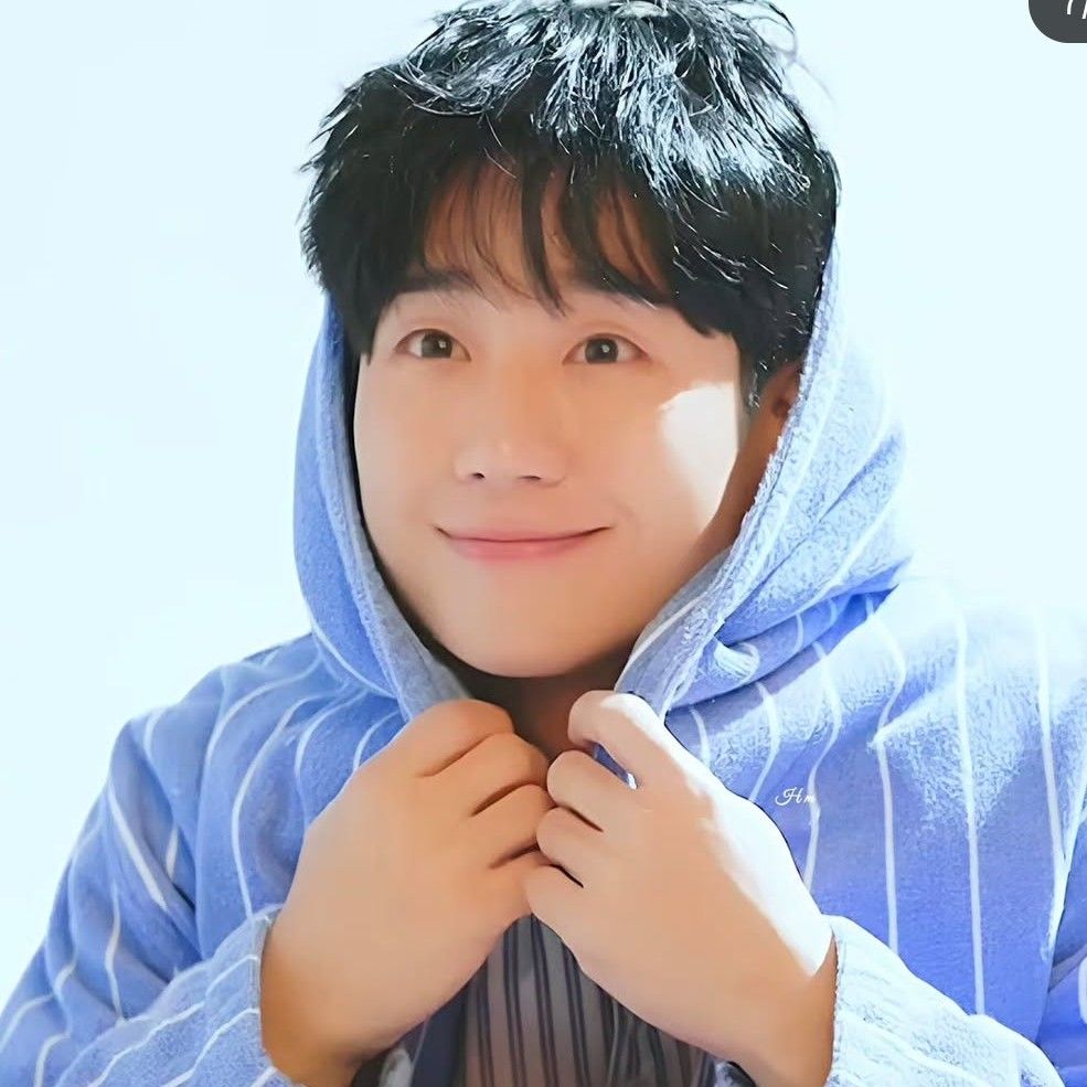 Behind-the-scenes cut of Jung Haein