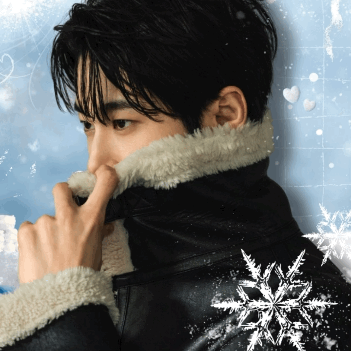 粉丝拍下的边佑锡瞬间