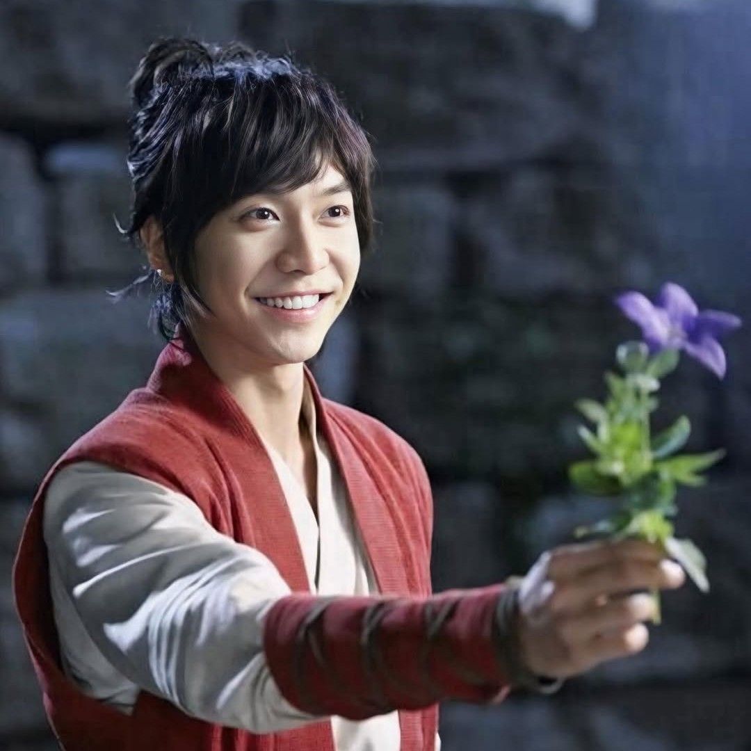 粉絲拍下的李昇基瞬間