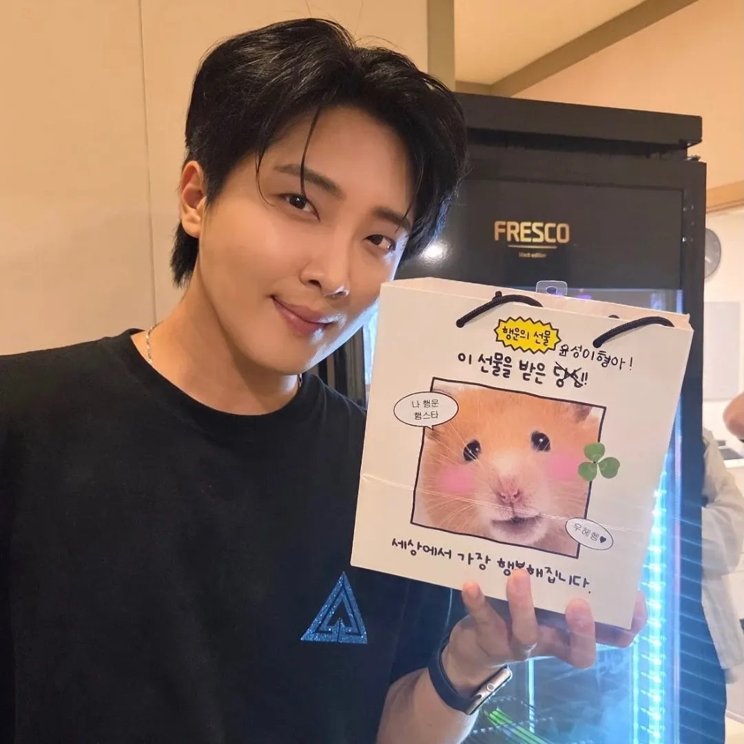 Latest photo of Hwang Yunsung