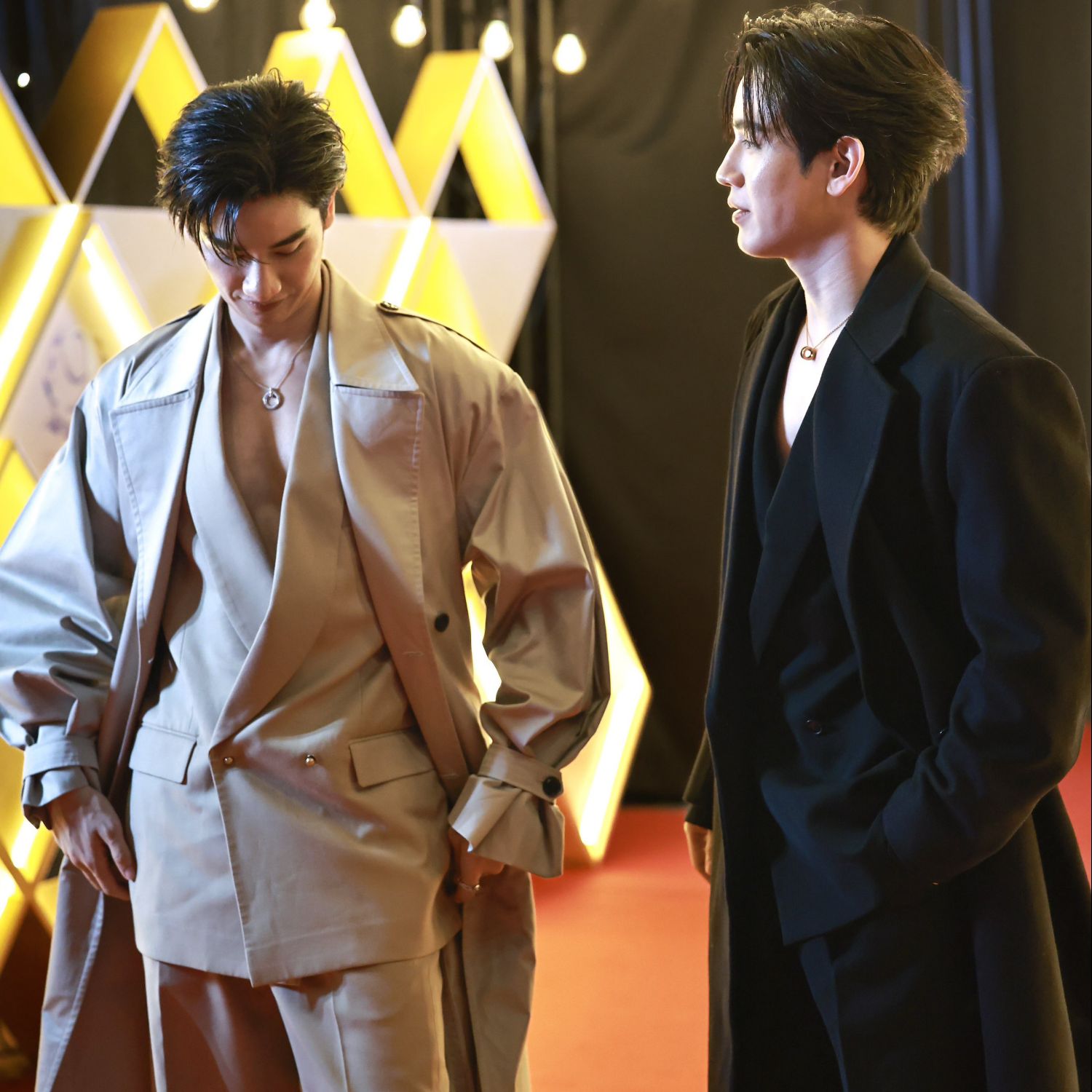 Behind-the-scenes cut of Tay Tawan Vihokratana