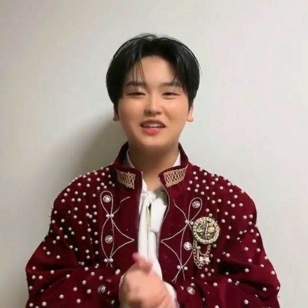 Behind-the-scenes cut of Park Sungon