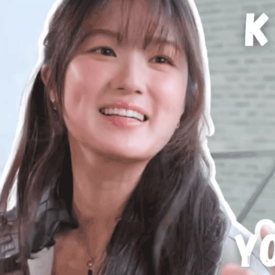 Latest photo of Kim Hyeyoon