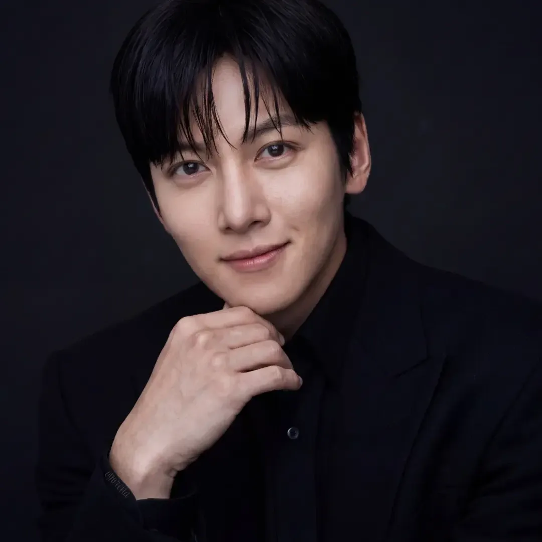 Latest photo of Ji Changwook