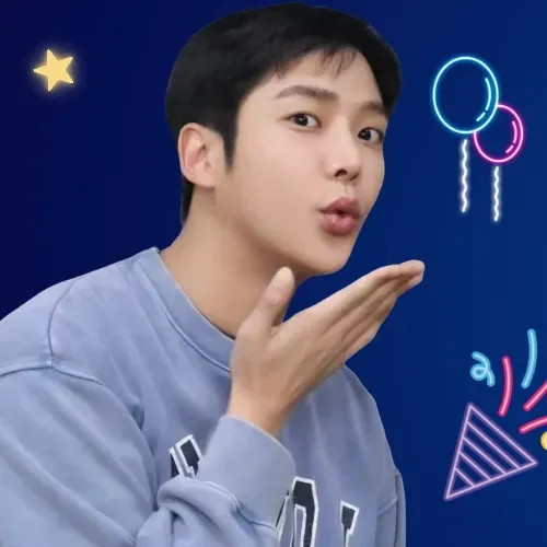 Foto kegiatan terbaru dari Rowoon