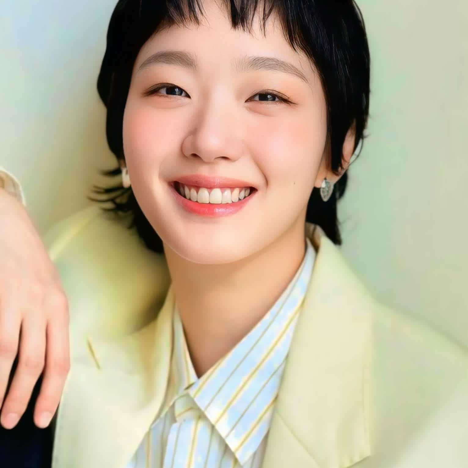 金高銀的最新照片