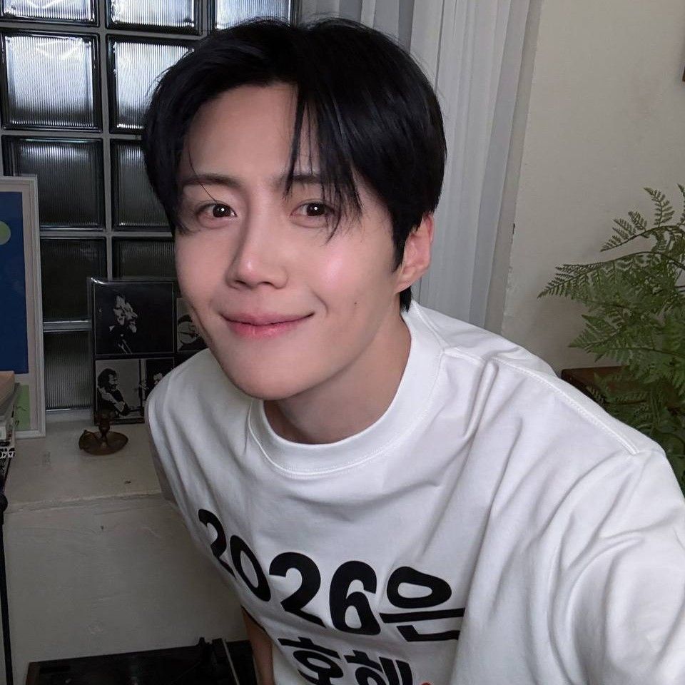 Latest photo of Kim Seonho