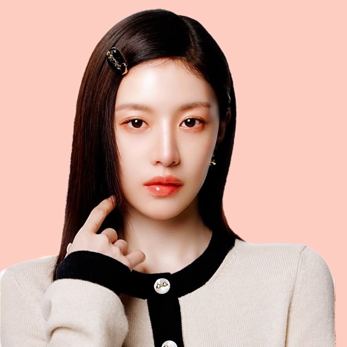 Recent activity shot of Go Younjung