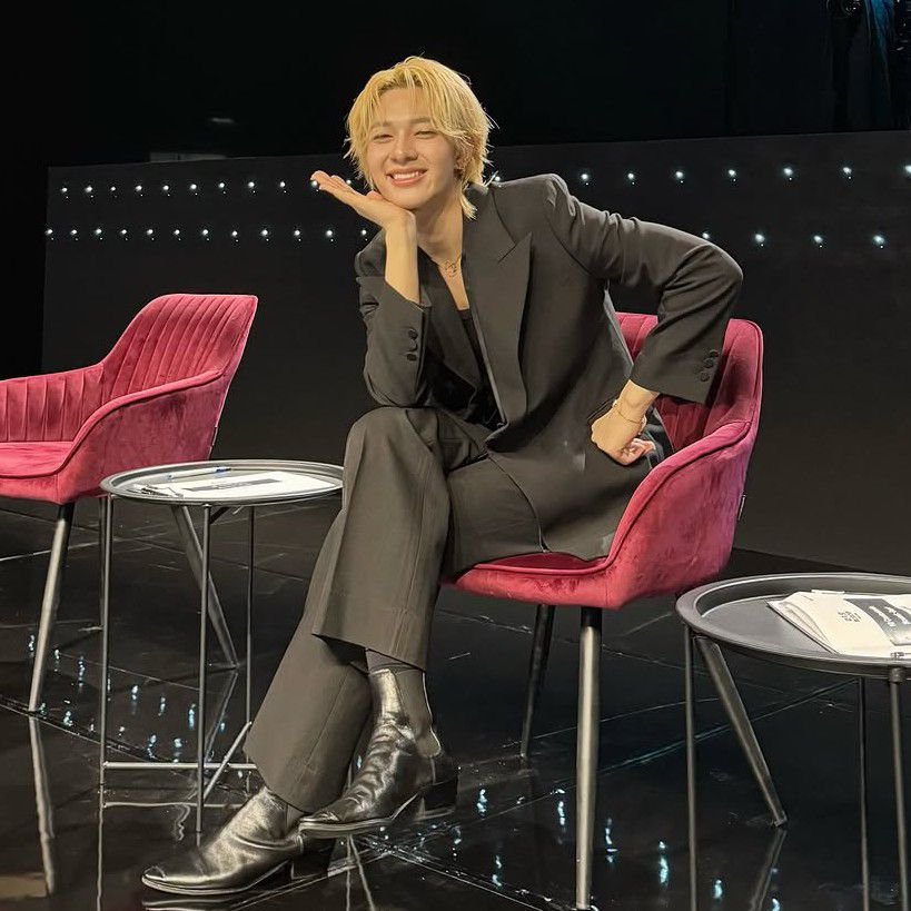 A moment captured by a fan of NuNew