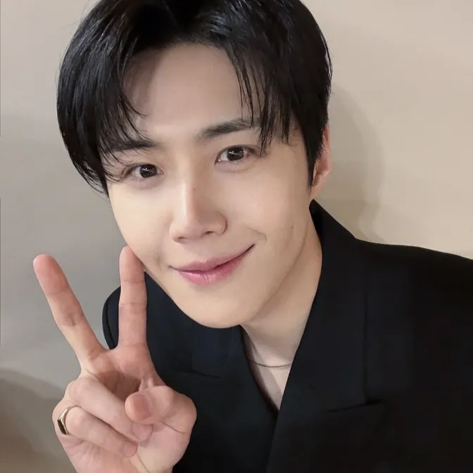 Behind-the-scenes cut of Kim Seonho