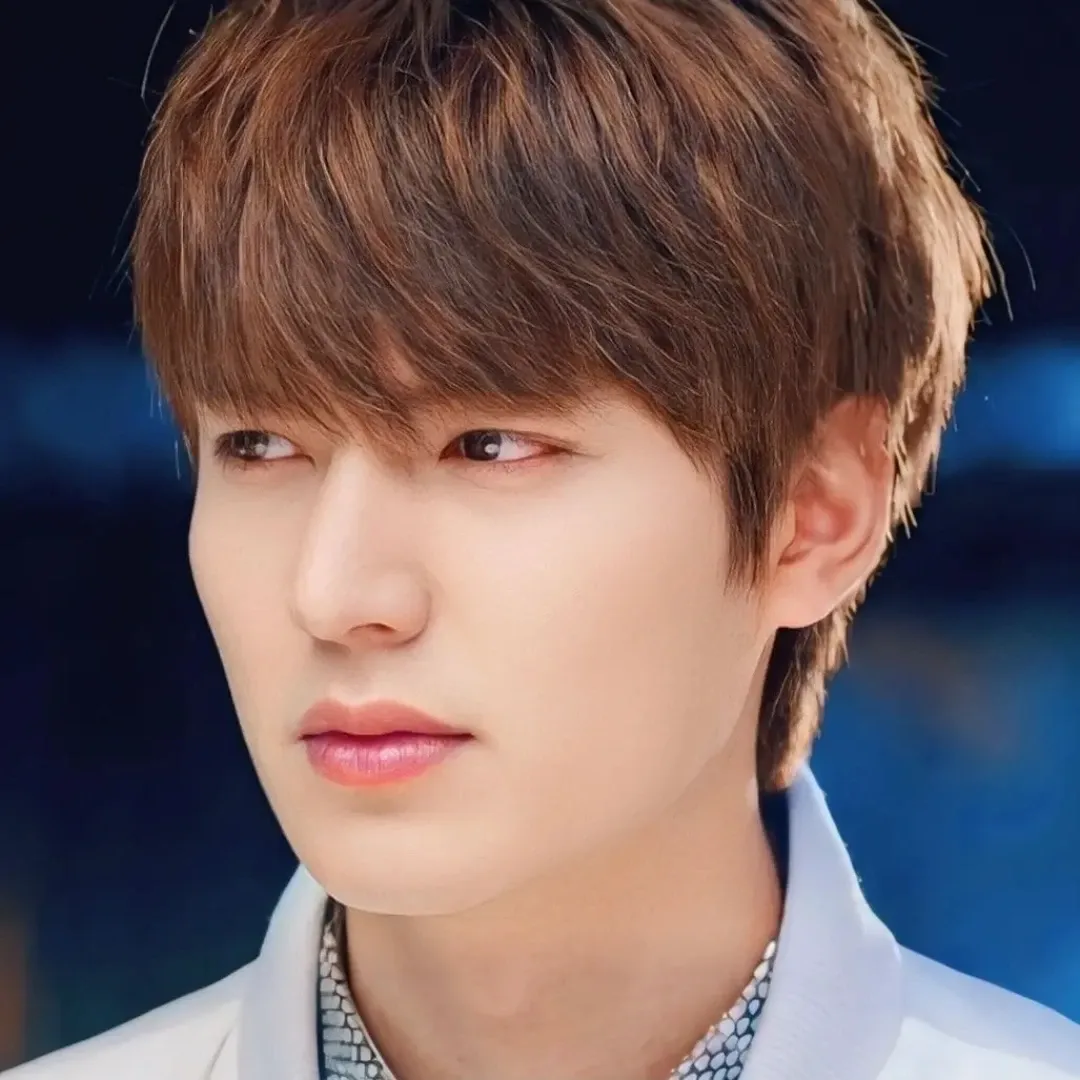 Recent activity shot of Lee Minho