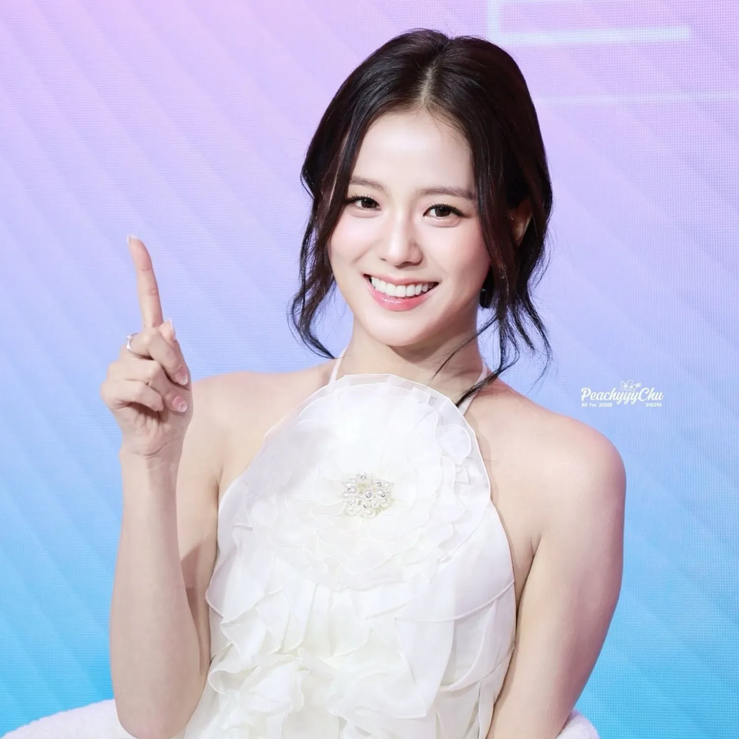 Latest photo of Jisoo (1995)