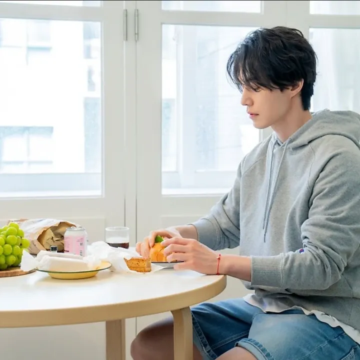 Momen yang diabadikan oleh penggemar Lee Dongwook