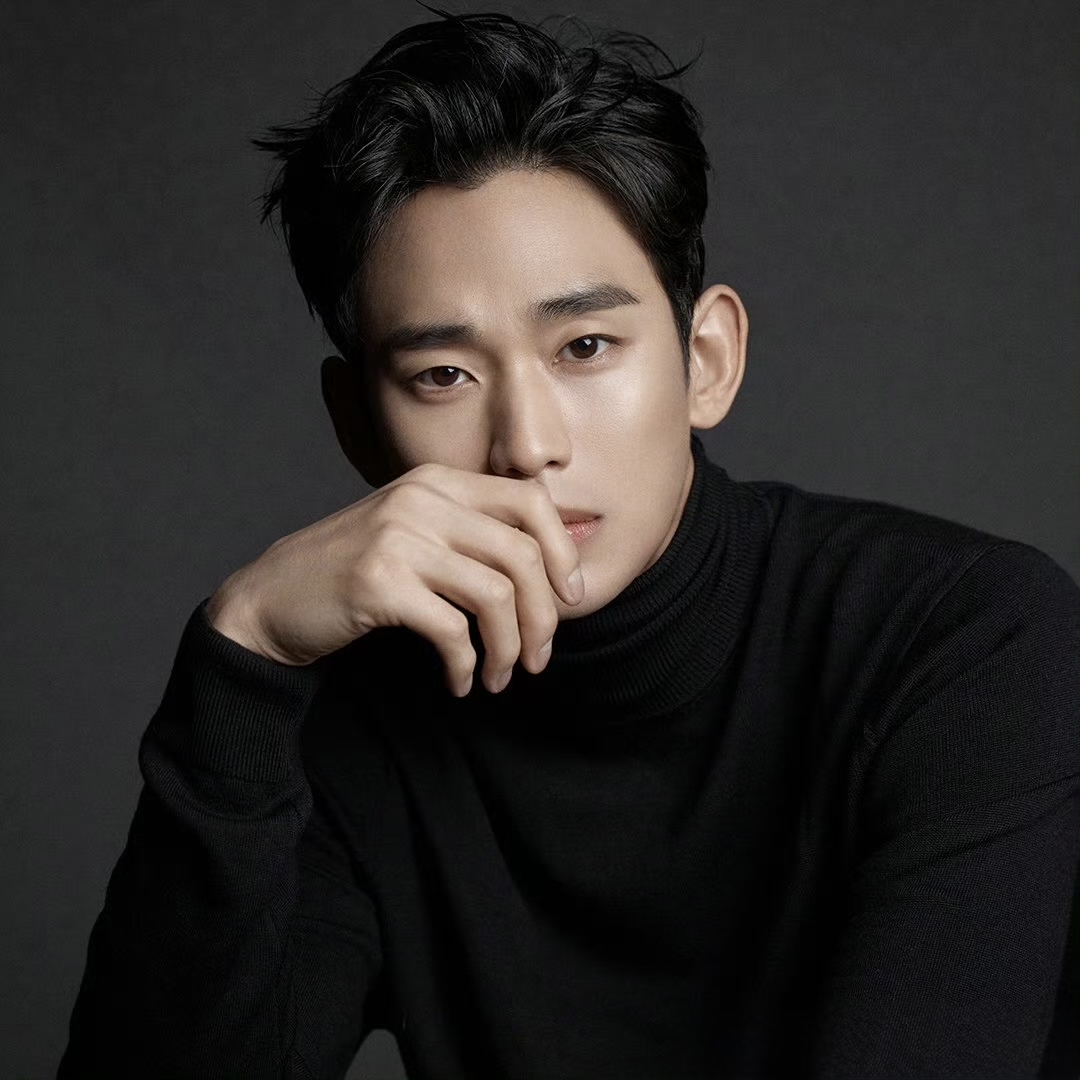 Behind-the-scenes cut of Kim Soohyun