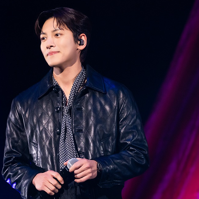 지창욱 최근 활동샷