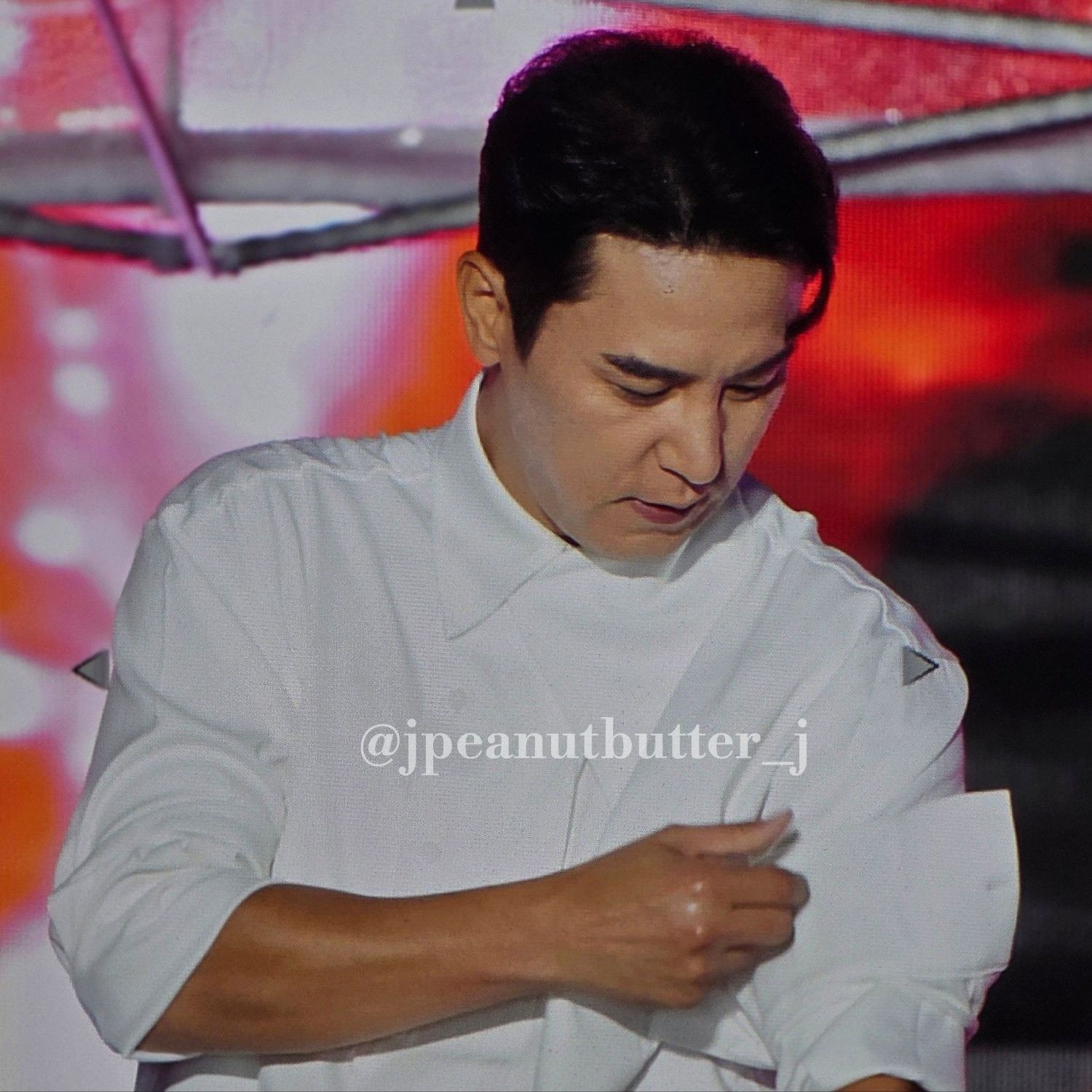 チャン・ミンホの最近の活動ショット