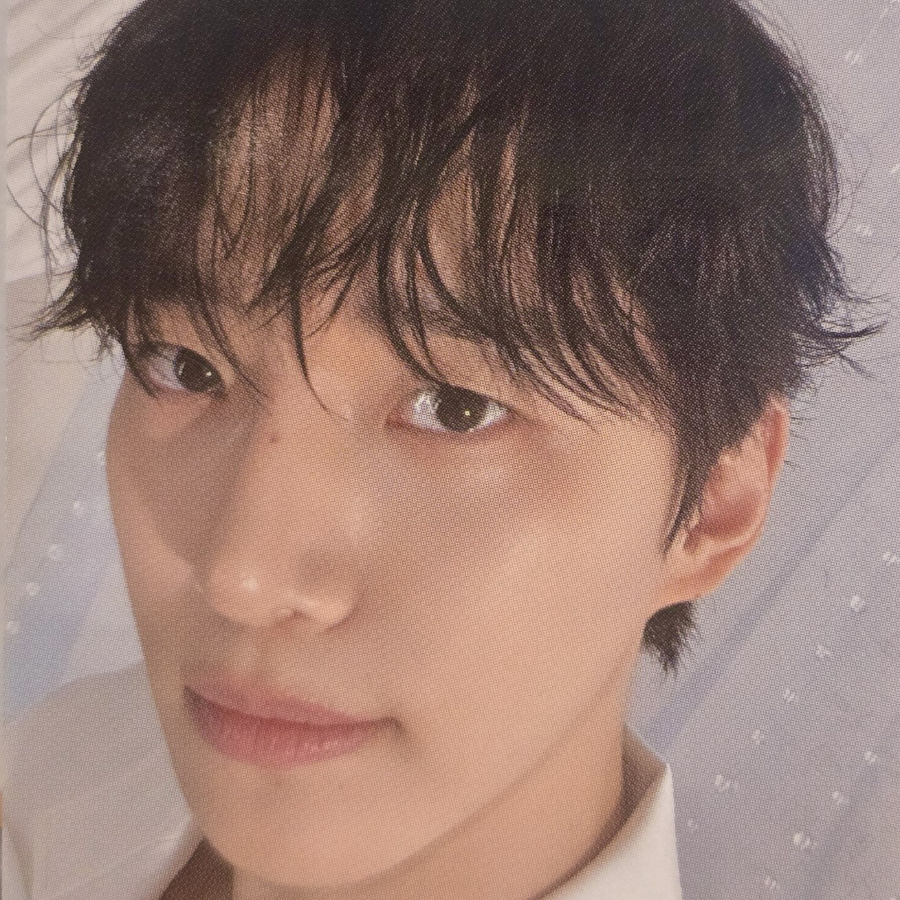 Behind-the-scenes cut of Lee Junho