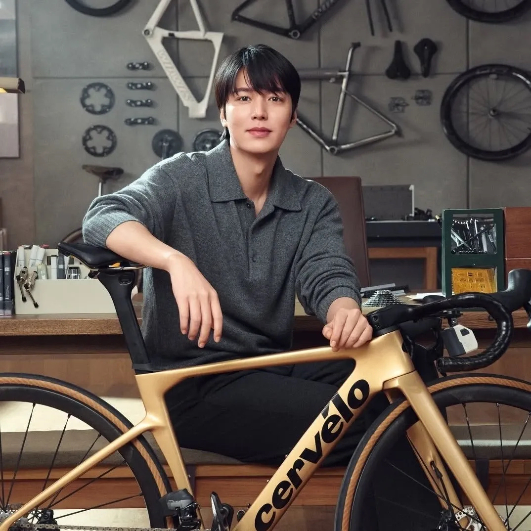 Recent activity shot of Lee Minho