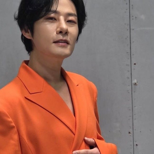 강문경의 비하인드 컷