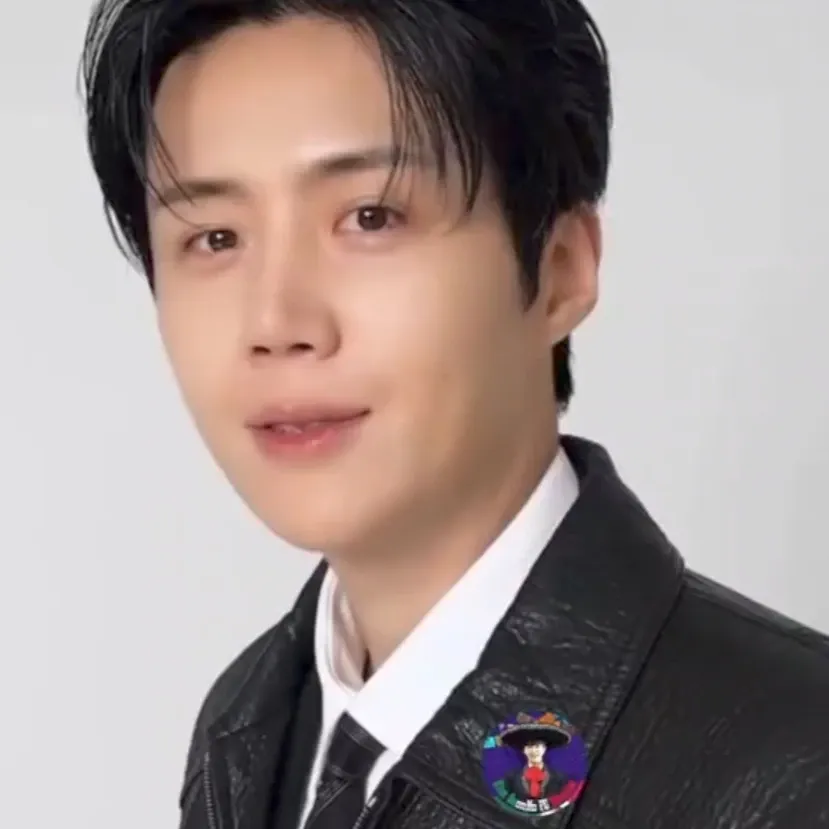 Foto kegiatan terbaru dari Kim Seonho