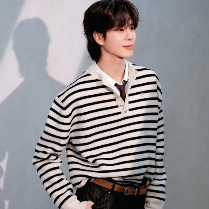 Behind-the-scenes cut of Jeong Dongwon