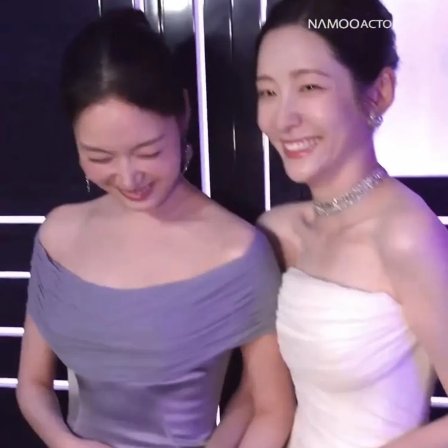 Cuplikan di balik layar dari Kim Goeun