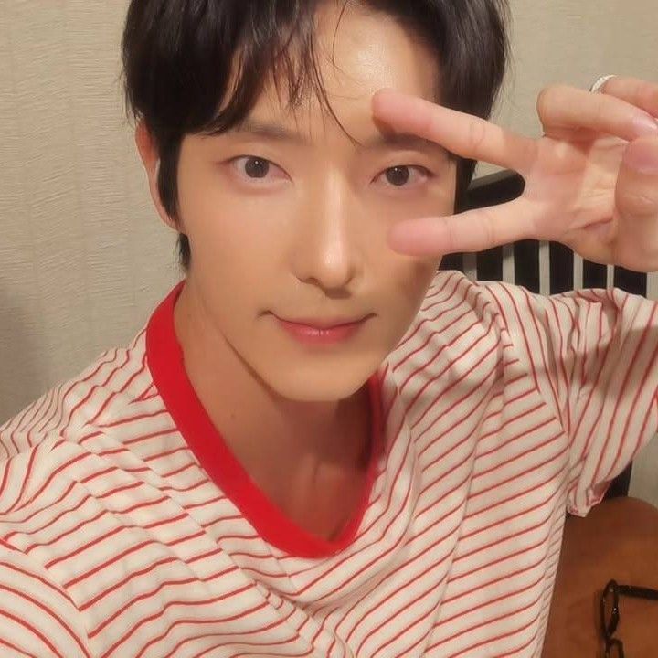 Recent activity shot of Lee Joongi