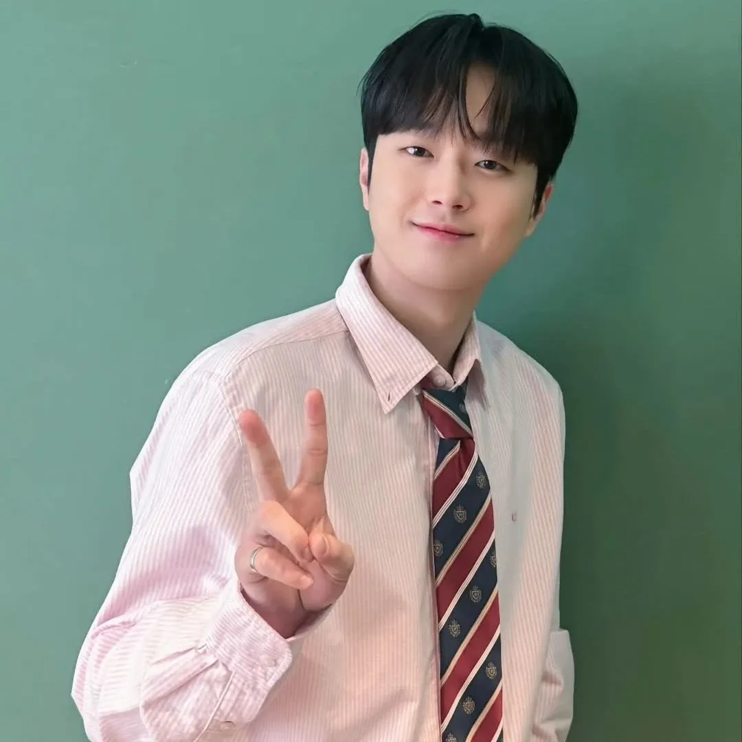 Cuplikan di balik layar dari Lee Chanwon