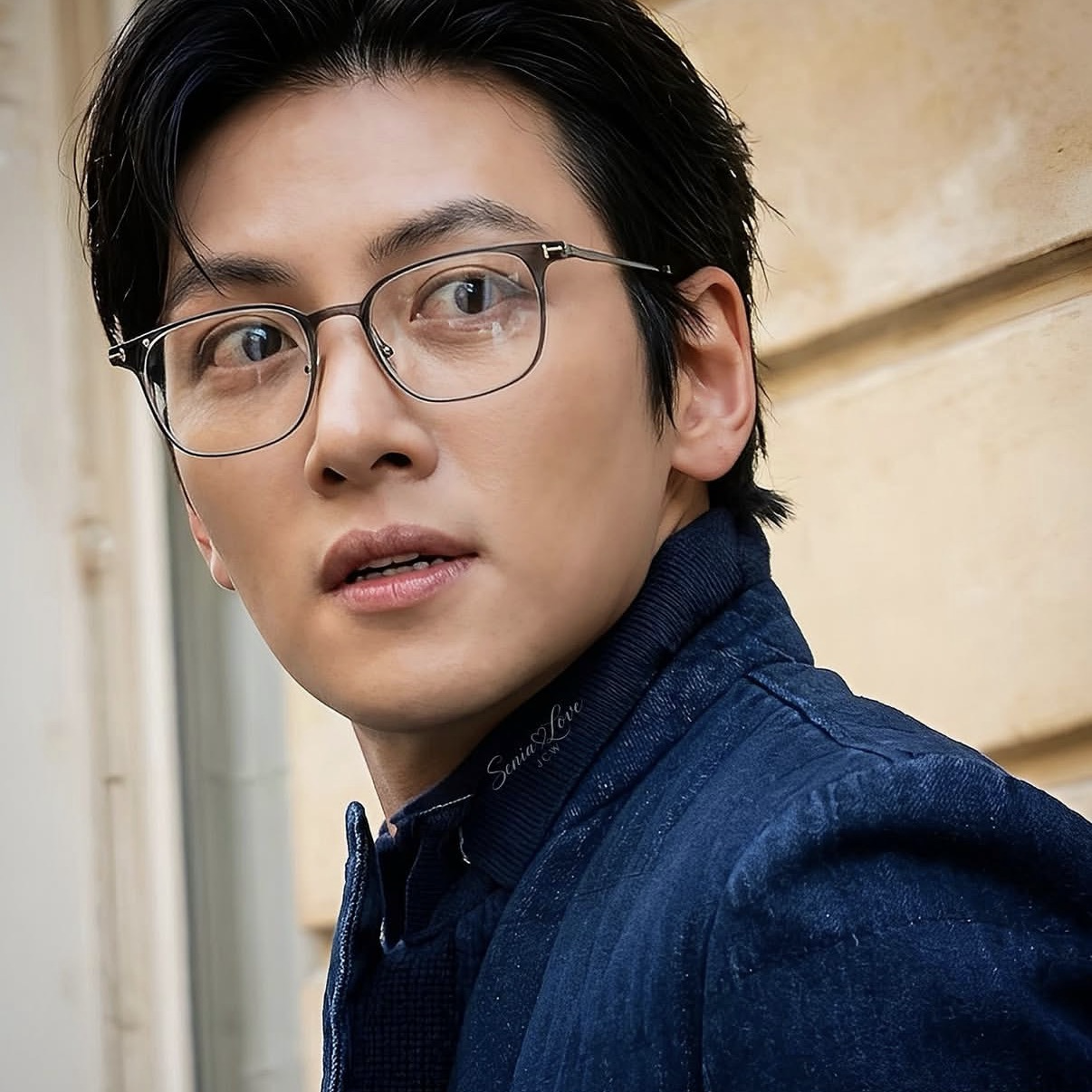 チ・チャンウクの最近の活動ショット