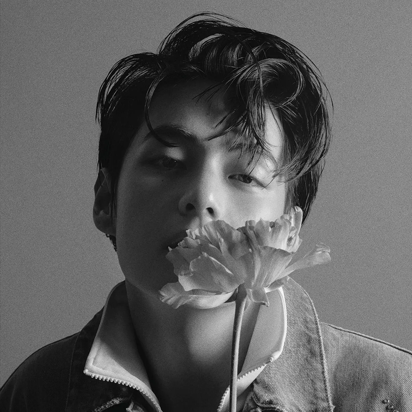 Recent activity shot of Kim Taehyung (V)