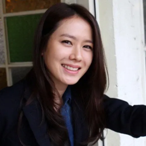 Foto kegiatan terbaru dari Son Yejin