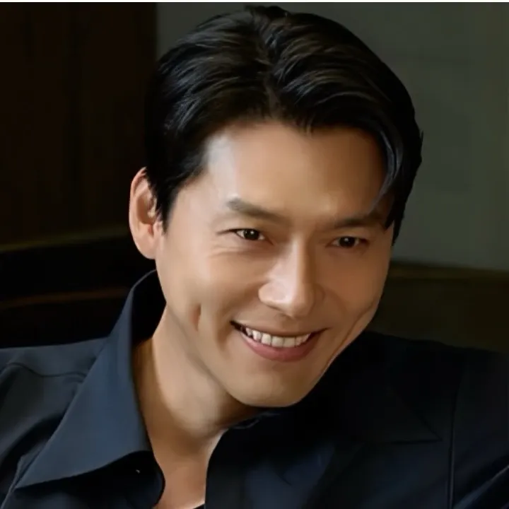 Momen yang diabadikan oleh penggemar Hyun Bin