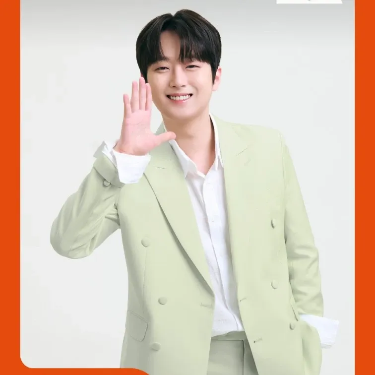 Foto terbaru dari Lee Chanwon