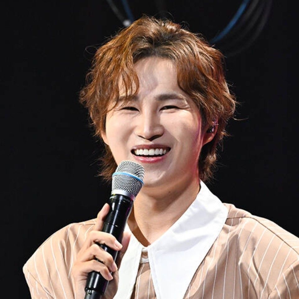 김희재 최근 활동샷