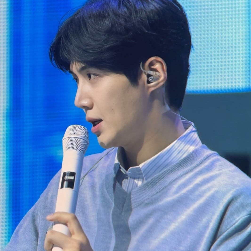 キム・ソンホの最近の活動ショット