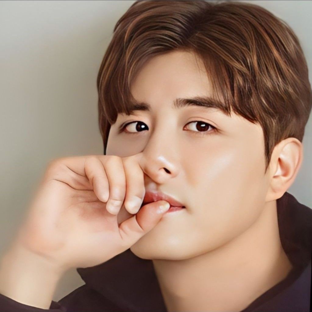 Recent activity shot of Jin Haesung