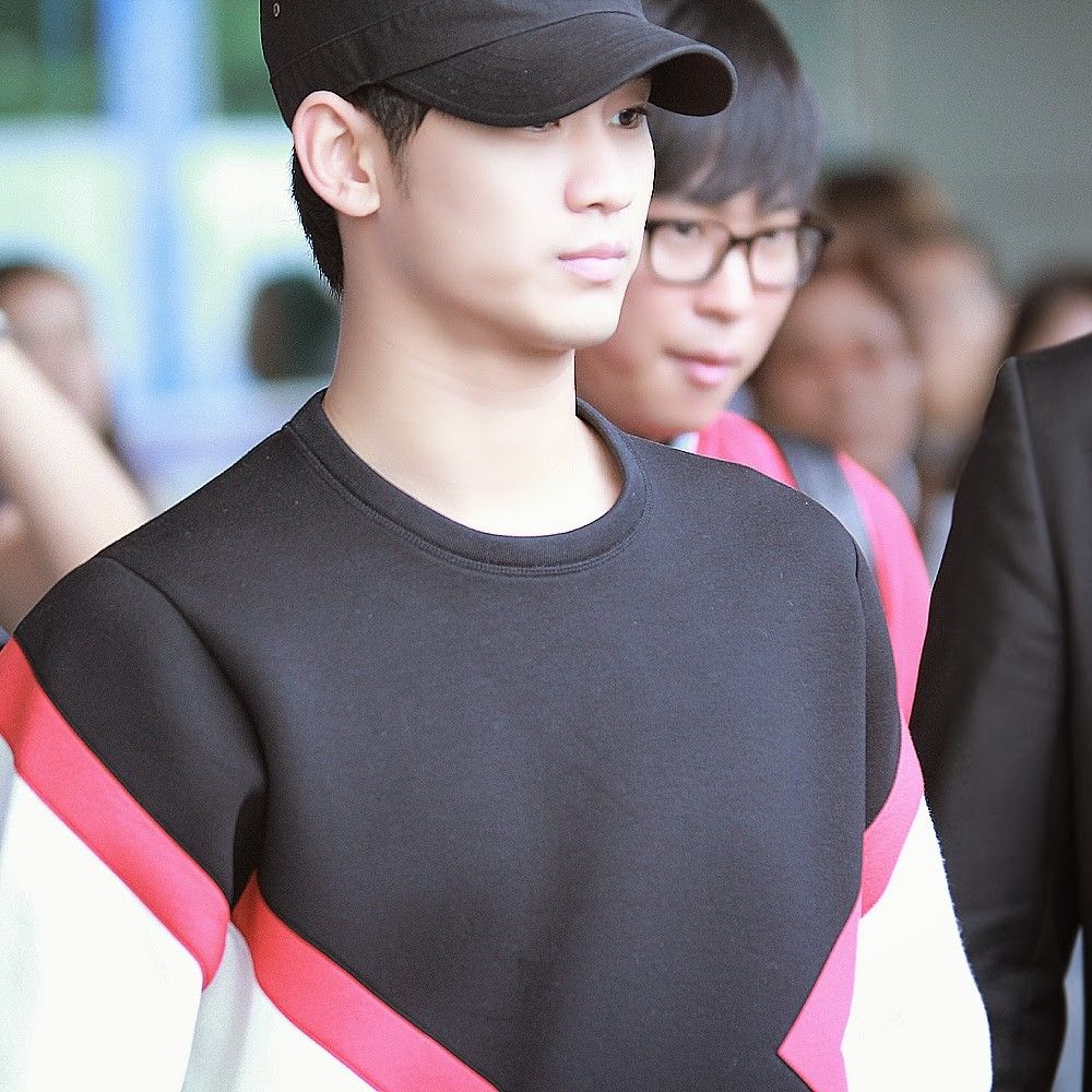 金秀賢的幕後花絮