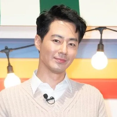 Recent activity shot of Jo Insung