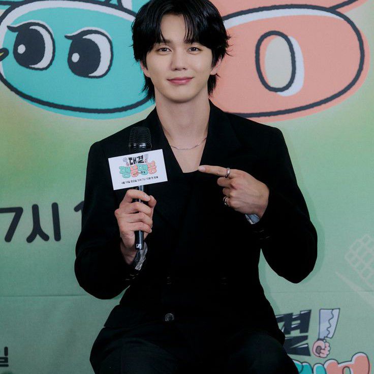 Recent activity shot of Yoo Seungho