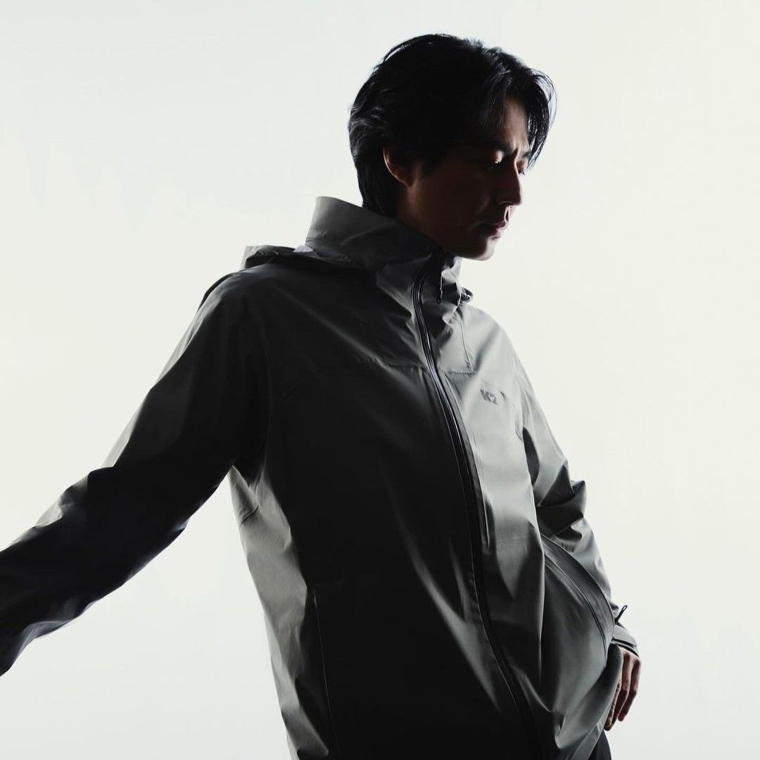 Behind-the-scenes cut of Jo Insung