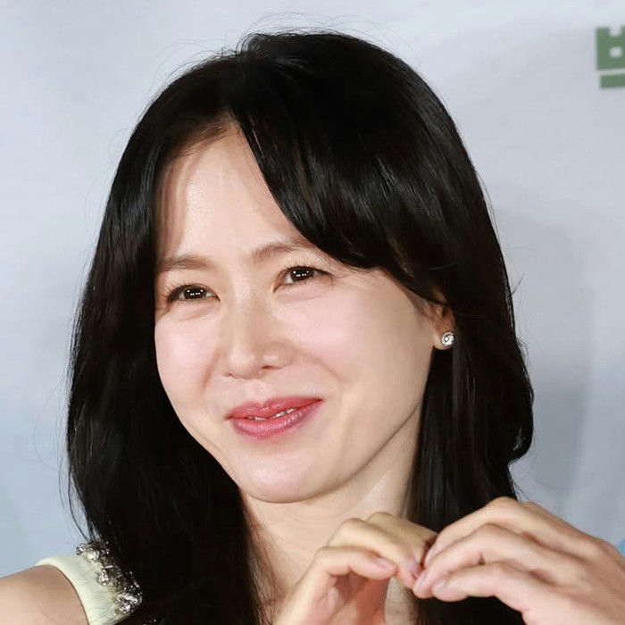 孙艺珍的最新照片