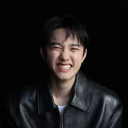 都暻秀 (D.O.)的最新照片