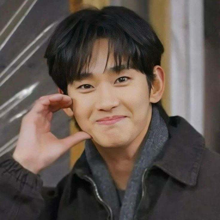 Latest photo of Kim Soohyun