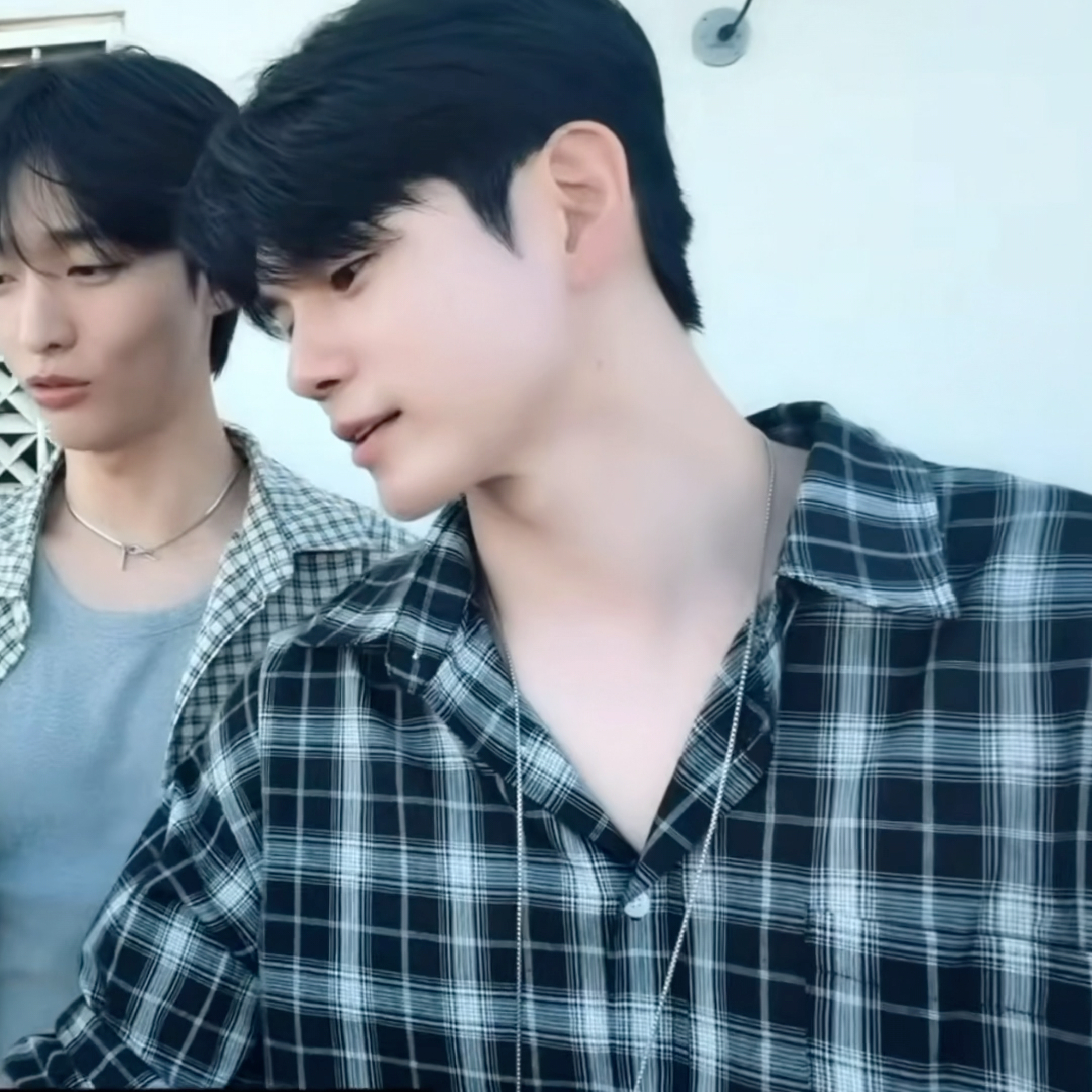 Foto terbaru dari Ong Seongwu