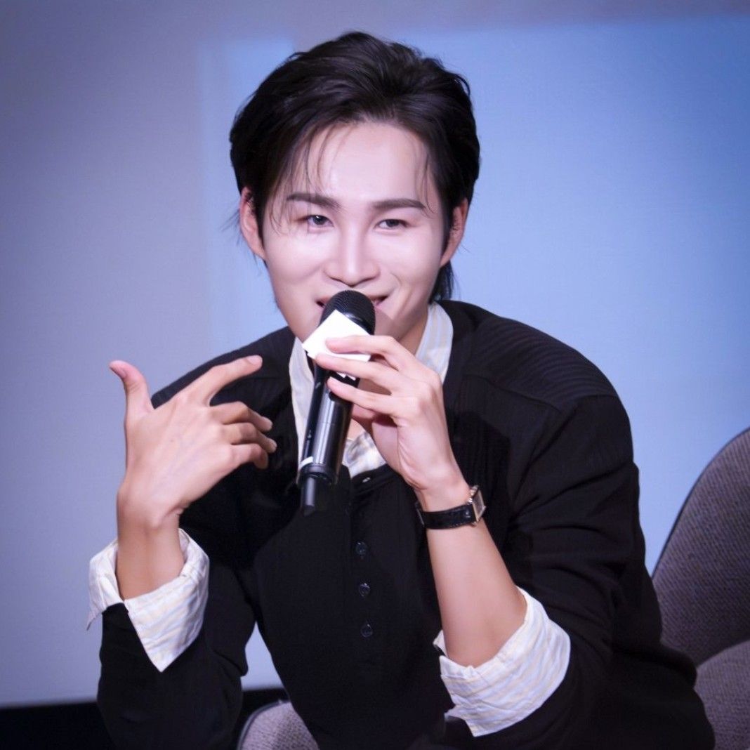 Foto kegiatan terbaru dari Kim Heejae