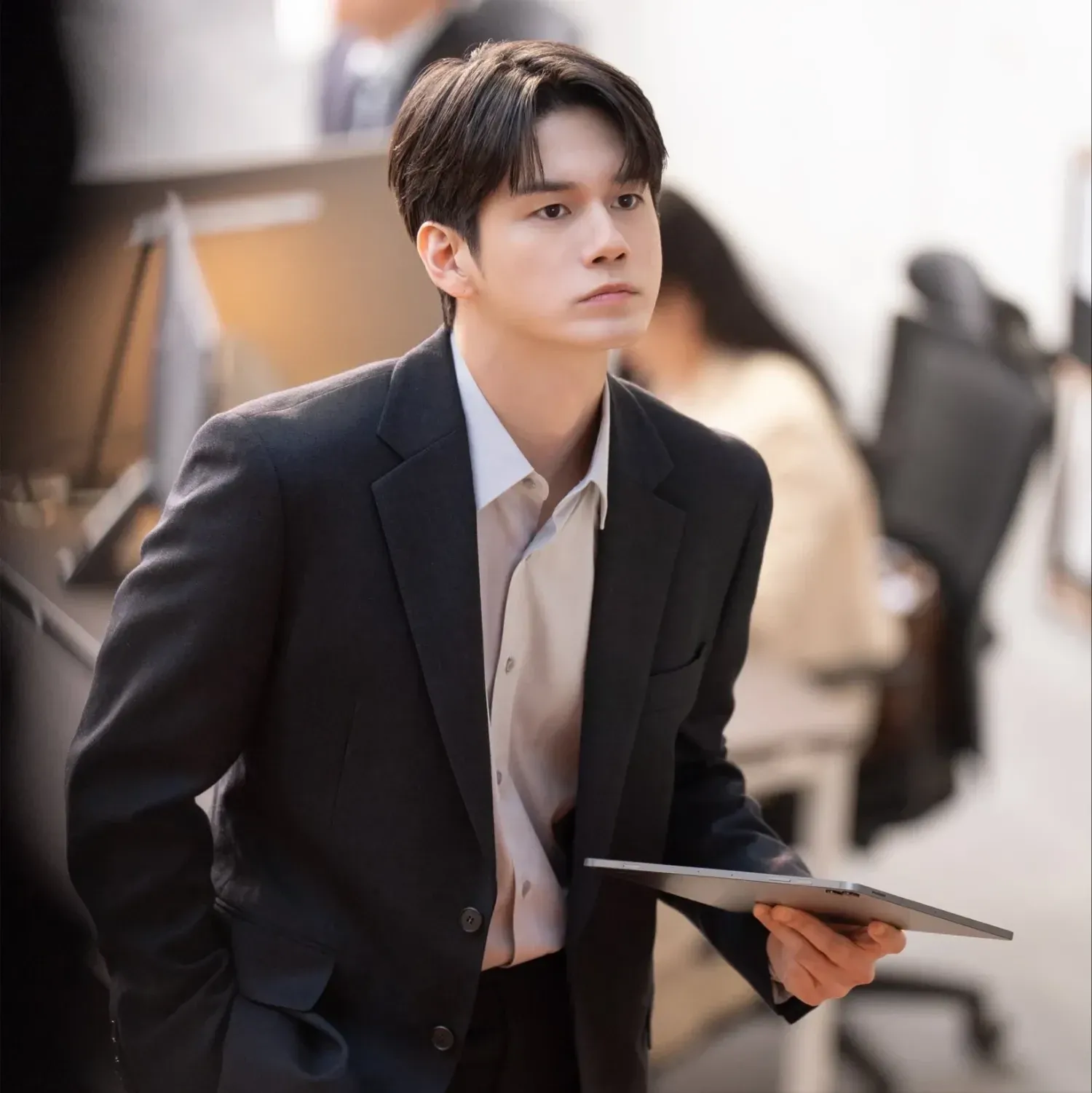 A moment captured by a fan of Ong Seongwu