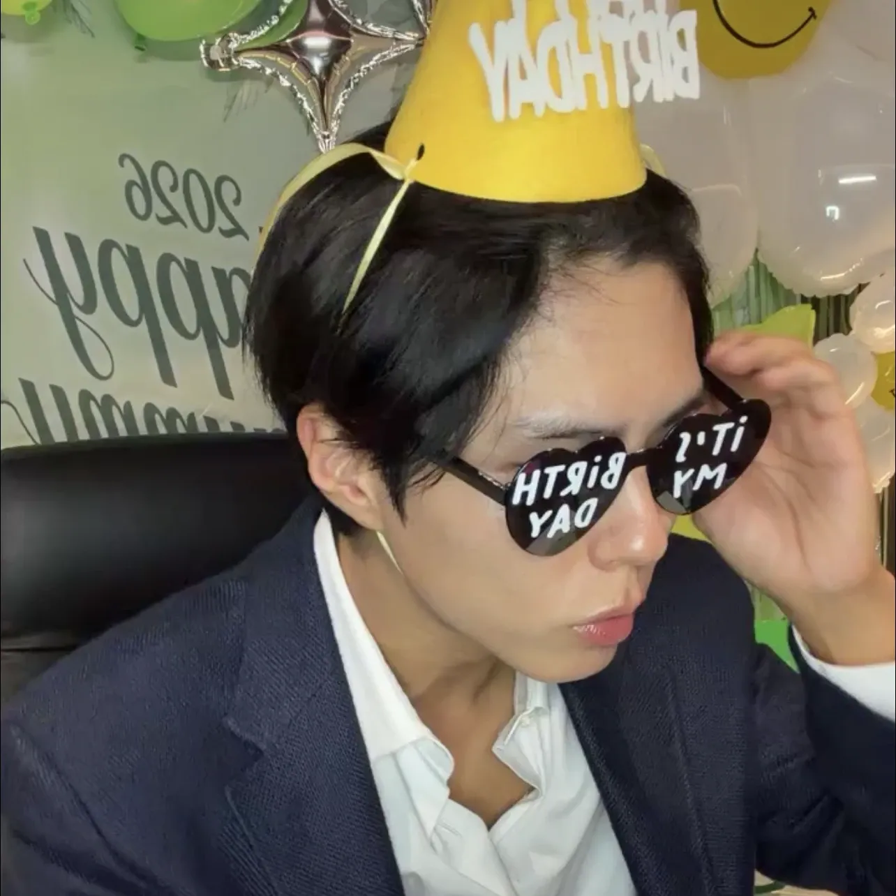 Behind-the-scenes cut of Park Bogum