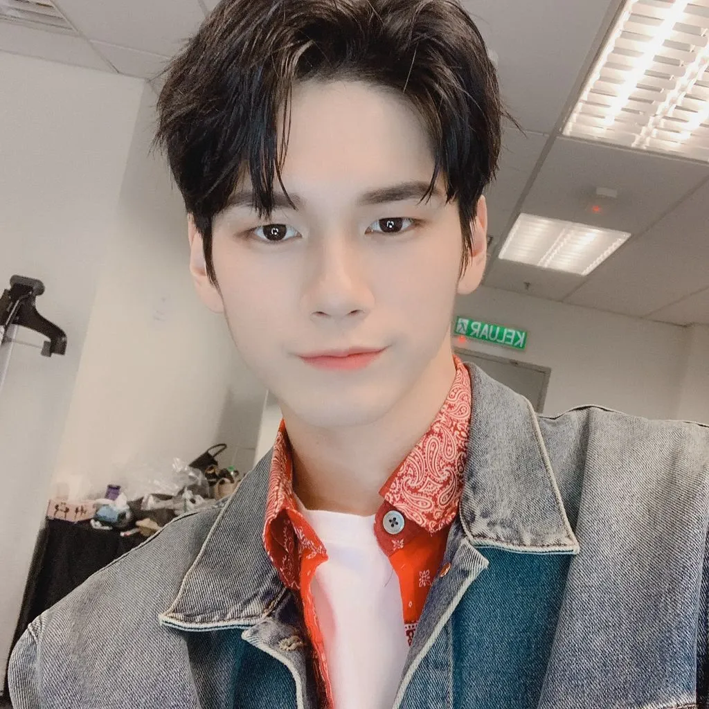 Momen yang diabadikan oleh penggemar Ong Seongwu