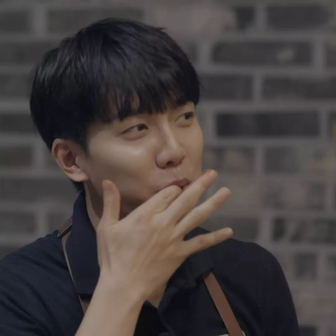 Cuplikan di balik layar dari Lee Seunggi