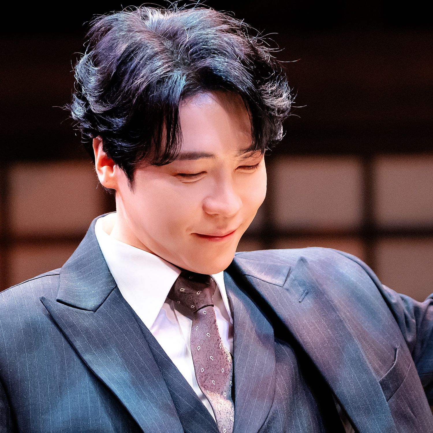 A moment captured by a fan of Enoch